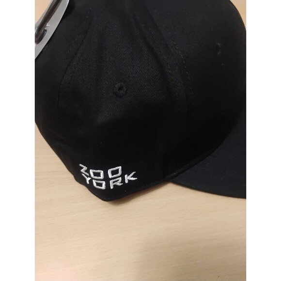 Zoo York Black Graffiti Print Snapback Hat – NYC Est. 1993 – Streetwear Cap NWT - Picture 2 of 4